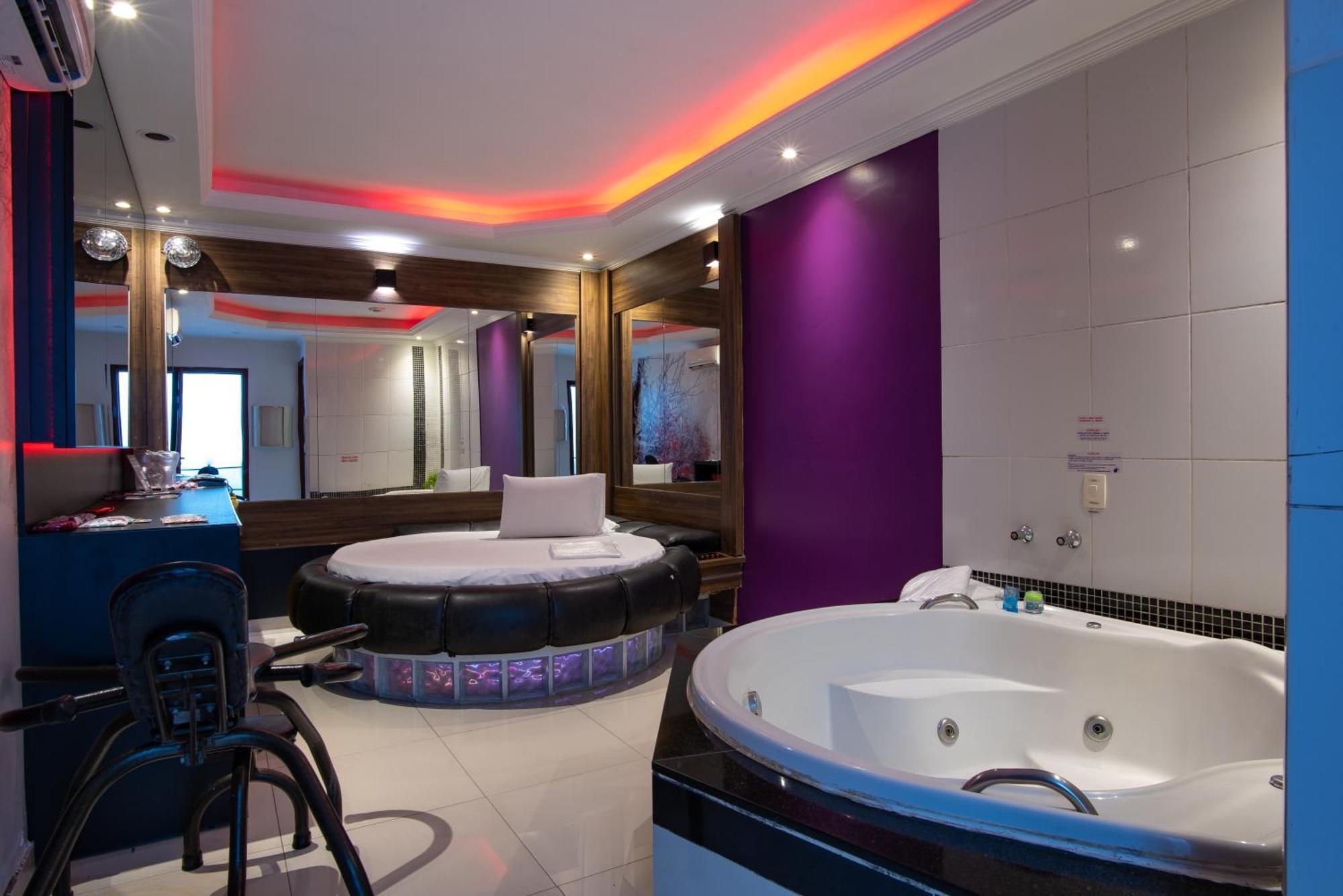 Fantasy 2 Love hotel Contagem